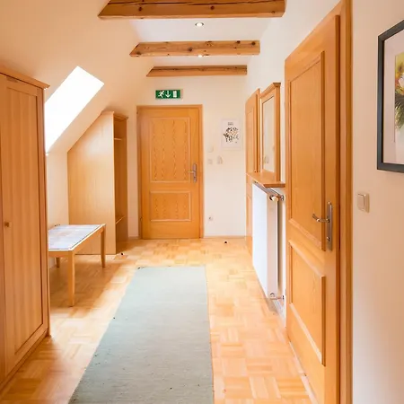 Отель Klugbauer 3*